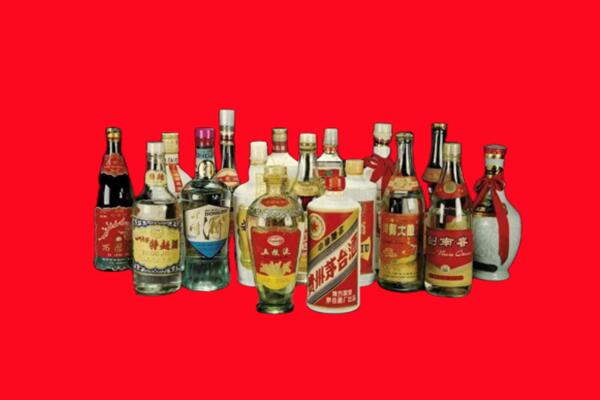 洛南县回收十八老酒.jpg